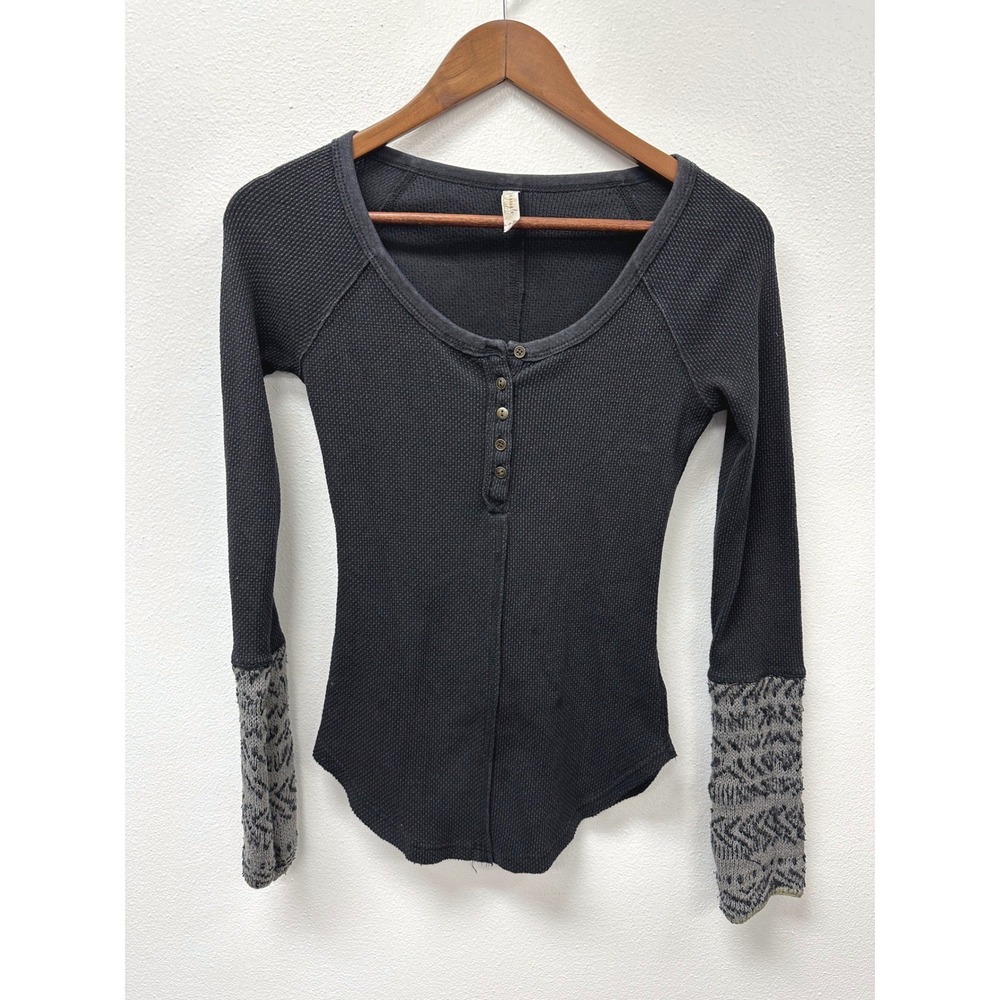 Free People Knit Sleeve Curved Hem Henley Black S